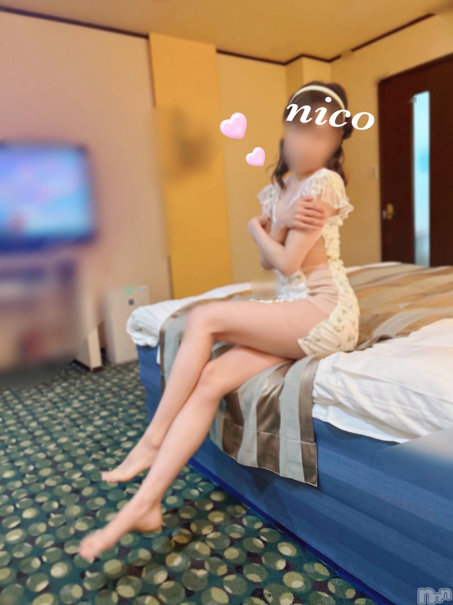 三条デリヘルLady-出稼ぎ0！地域密着デリヘル-(レディー)【新人】にこ★ハーフ系美女(25)の2025年10月15日写メブログ「カチカチ🧊」