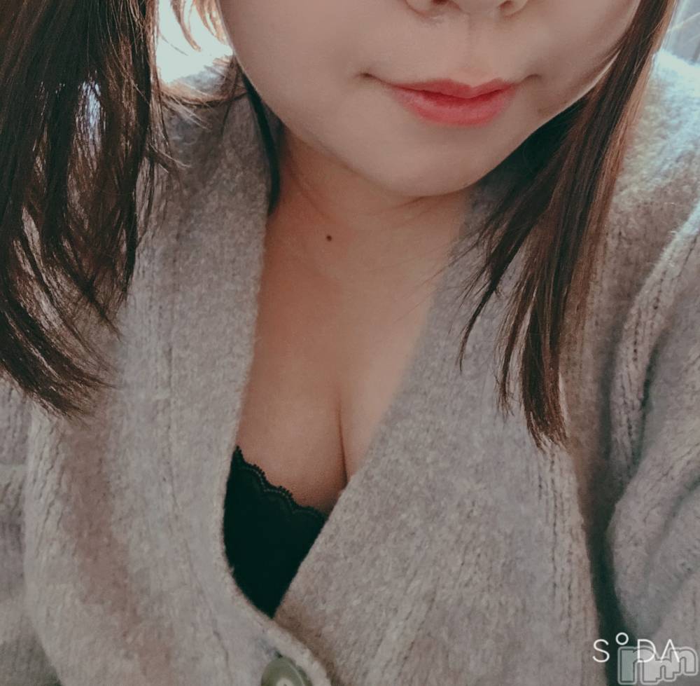 三条デリヘル新潟三条燕ちゃんこ(ニイガタサンジョウツバメチャンコ) あまね(28)の11月11日写メブログ「出勤しました！」