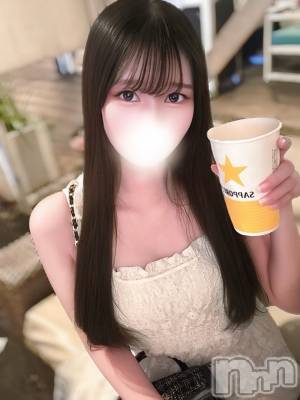 りのん(20) 身長156cm、スリーサイズB87(E).W56.H85。上越デリヘル BLUE BIRD上越店(ブルーバード上越店)在籍。