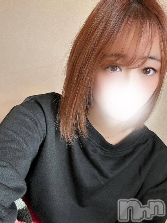 松本発デリヘル松本人妻隊(マツモトヒトヅマタイ) みく(22)の11月29日写メブログ「あと2🥹🥹」