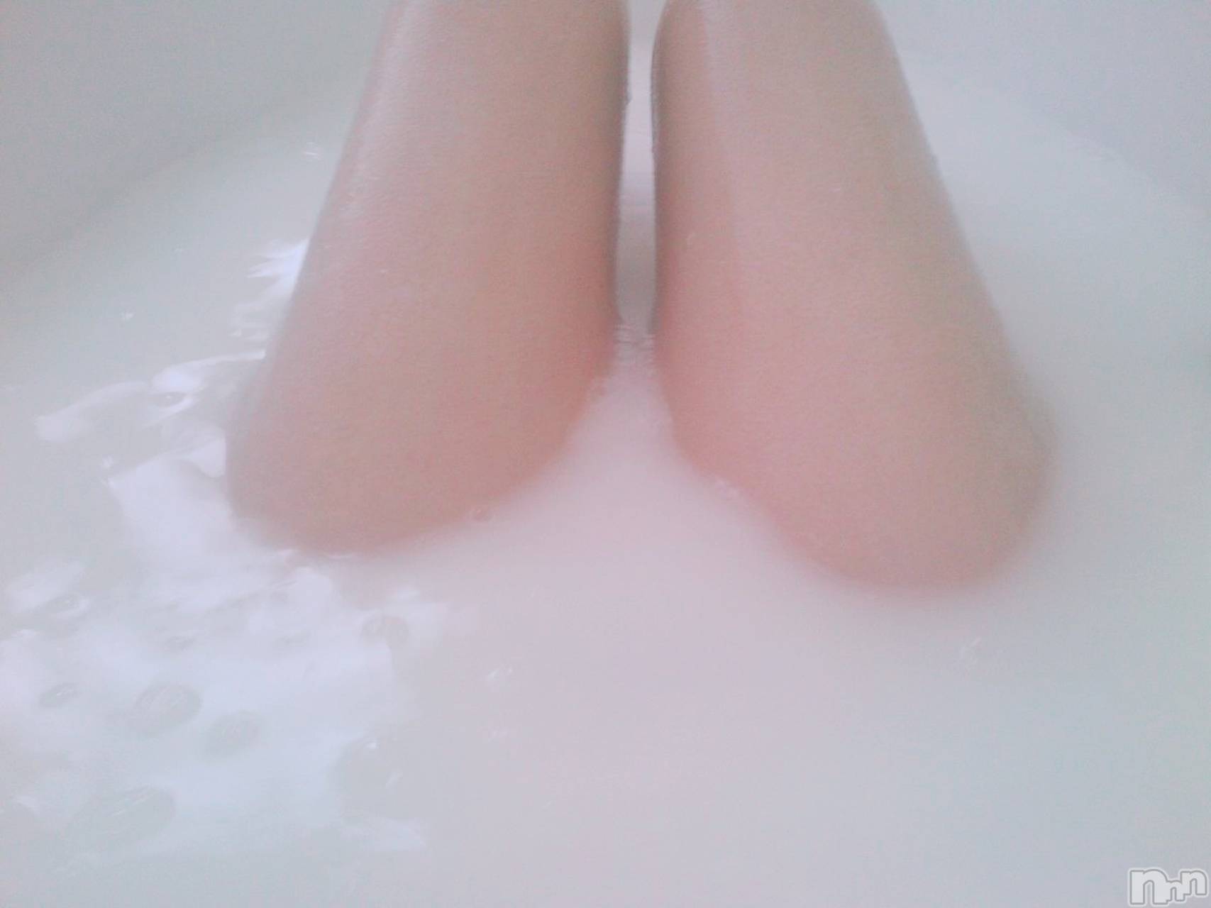 長岡デリヘル長岡人妻市(ナガオカヒトヅマイチ)有希★真面目な奥様はエッチ好き？(30)の2025年11月17日写メブログ「あったか～とろとろぉ～」