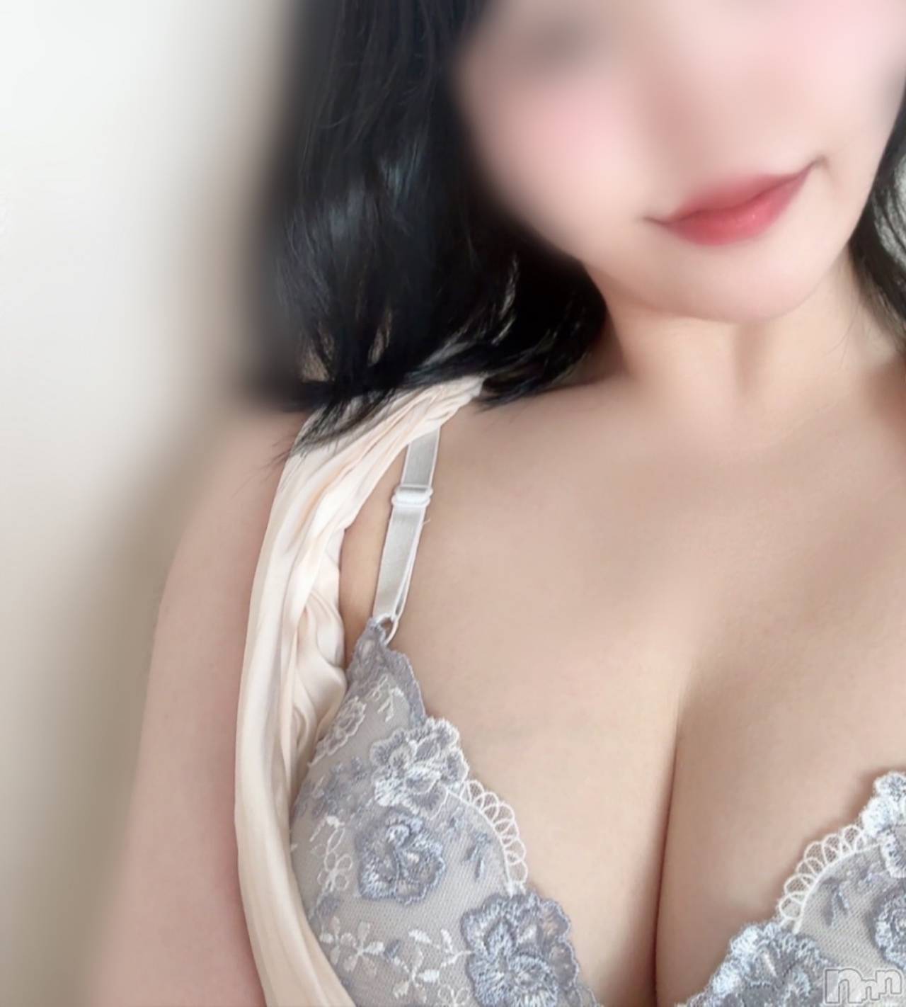 長岡デリヘル長岡人妻市(ナガオカヒトヅマイチ)有希★真面目な奥様はエッチ好き？(30)の2026年5月1日写メブログ「出勤するよー！」