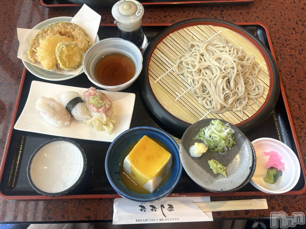 新潟デリヘルOffice Amour(オフィスアムール) 体験ななせ/エステ課(32)の11月1日写メブログ「涙が出ました…」