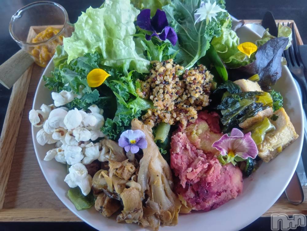 �����������Х��顦����ֽϽ�����Х��� Lips(���奯���祭��Х����åץ�) ����12��23���̥�֥����֤������򴶤���Τ�😌✨��