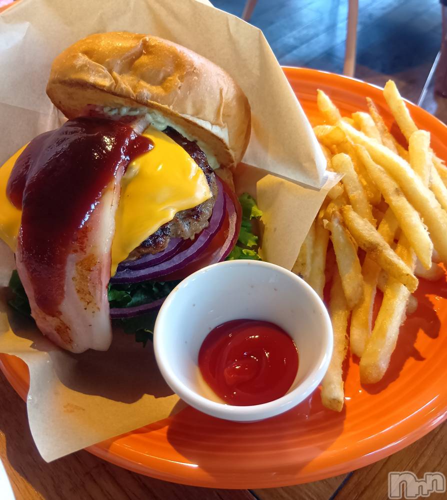 �����������Х��顦����ֽϽ�����Х��� Lips(���奯���祭��Х����åץ�) ����2��23���̥�֥���������ʬ��🙋��