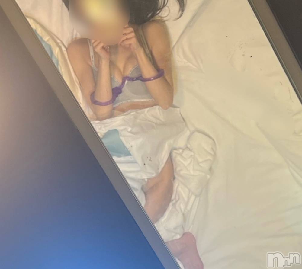 上越デリヘルらぶ妻　～新潟の人妻が集う店～(ラブツマ) 【初出勤】椿りな(35)の11月17日写メブログ「冬❄️」