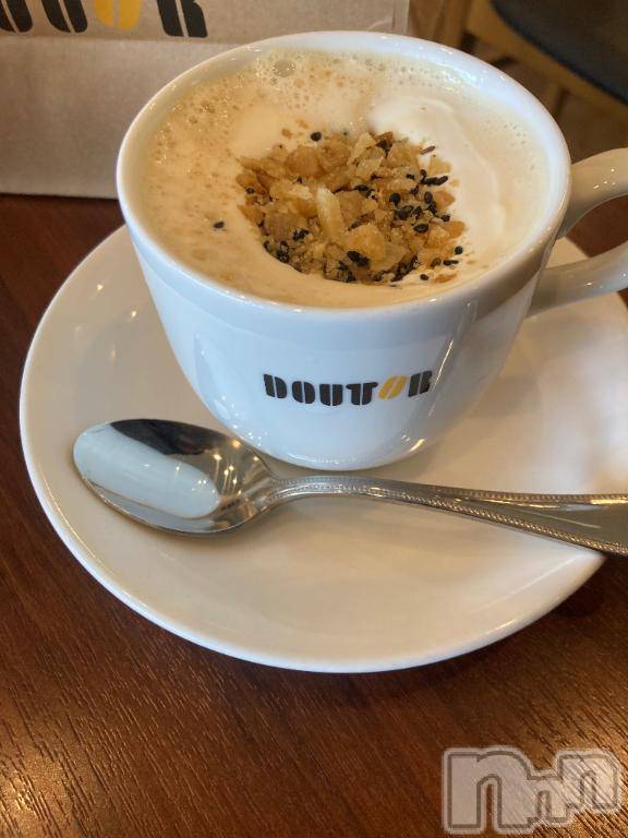 長岡デリヘル純・無垢(ジュンムク) うらん(20)の10月18日写メブログ「カフェ」