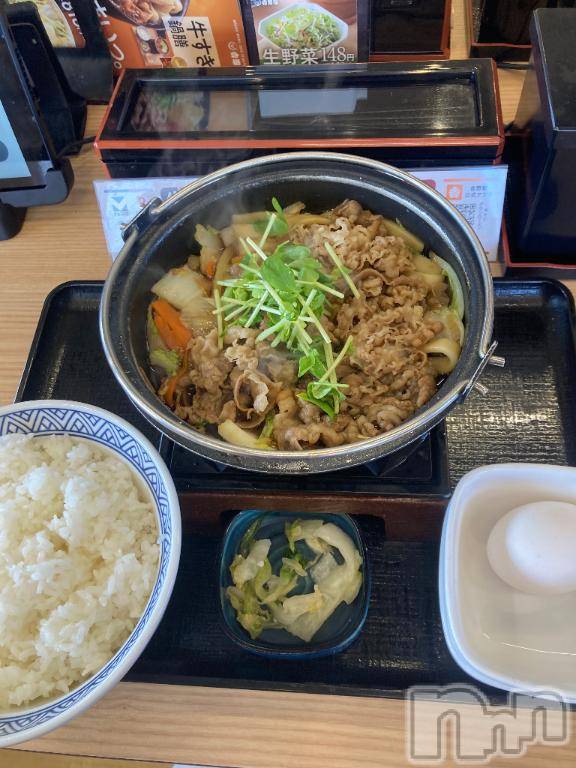 長岡デリヘル純・無垢(ジュンムク)うらん(20)の2025年10月30日写メブログ「牛すき」