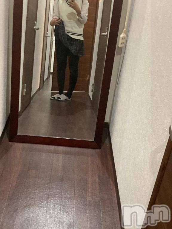 長岡デリヘル純・無垢(ジュンムク)うらん(20)の2026年1月4日写メブログ「伸ばしました。」