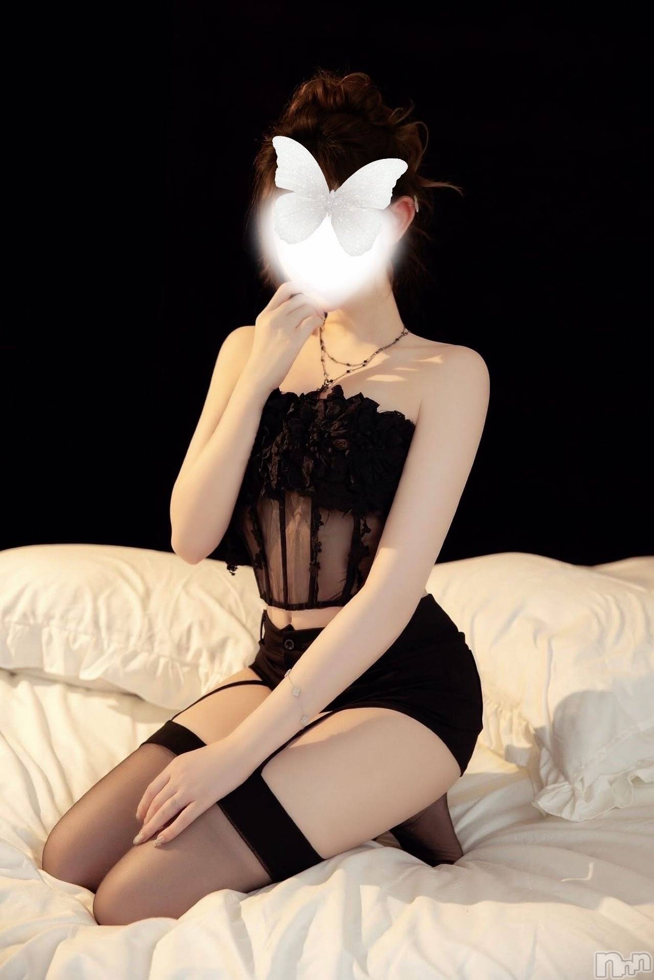 新潟デリヘルGRACE　新潟(グレース　ニイガタ)夢城☆反則級の極上美女(25)の2025年11月6日写メブログ「まだ履けるぅ.ᐟ ˘͈ᵕ˘͈」