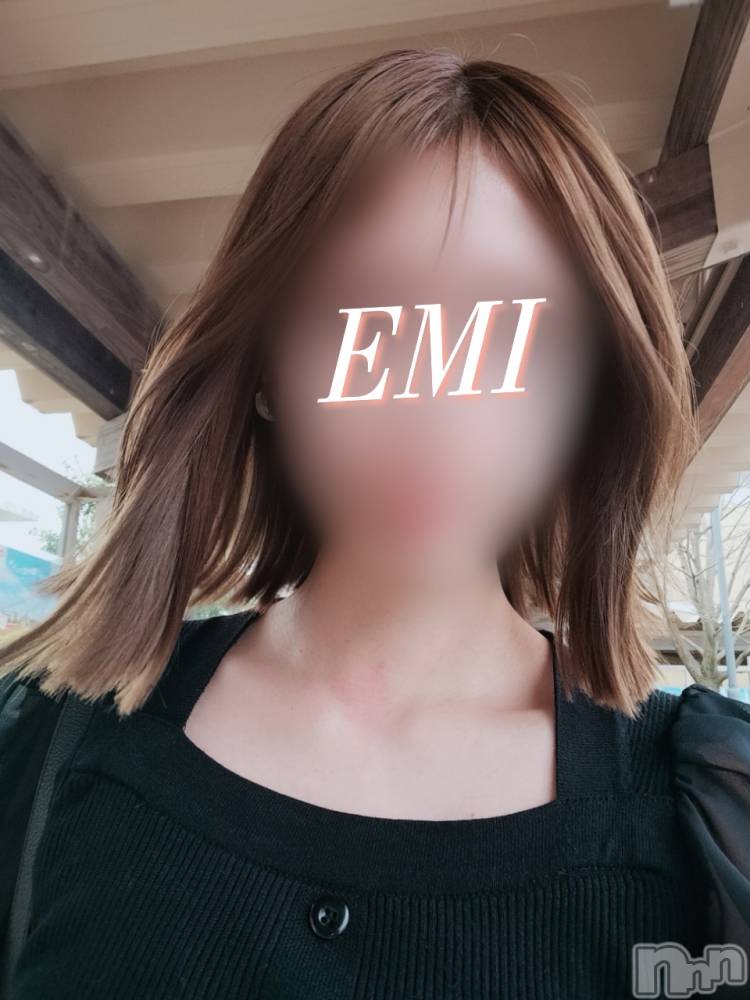 新潟デリヘル新潟の可憐な妻たち～秘密の逢瀬～(ニイガタノカレンナツマタチ～ヒミツノオウセ～) 【超期待の新人】佐久間 えみ(37)の4月16日写メブログ「東京でシた大絶叫…˚˖⁺❤︎‬」