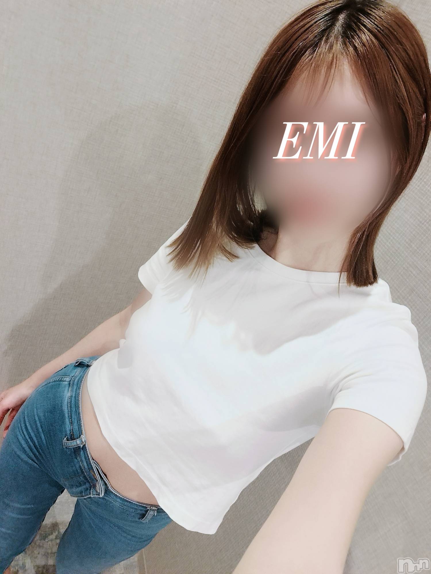 新潟デリヘル新潟の可憐な妻たち～秘密の逢瀬～(ニイガタノカレンナツマタチ～ヒミツノオウセ～)【超期待の新人】佐久間 えみ(37)の2026年4月24日写メブログ「スーツや作業着ってなんか…˚˖⁺❤︎」