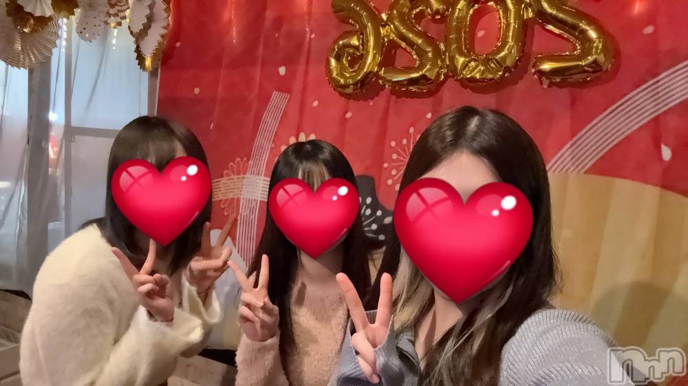 ����������ʥå��������륺�С�Girls Bar Bacchus�������Ź(�Хå��������ޥ��ƥ�) �Τ���1��8���̥�֥����ֿ��Υ�������👩��