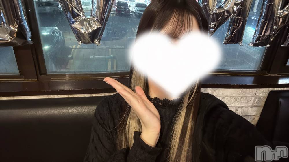 ����������ʥå��������륺�С�Girls Bar Bacchus�������Ź(�Хå��������ޥ��ƥ�) �Τ���10��11���̥�֥����֤�Ǻ�����̡�