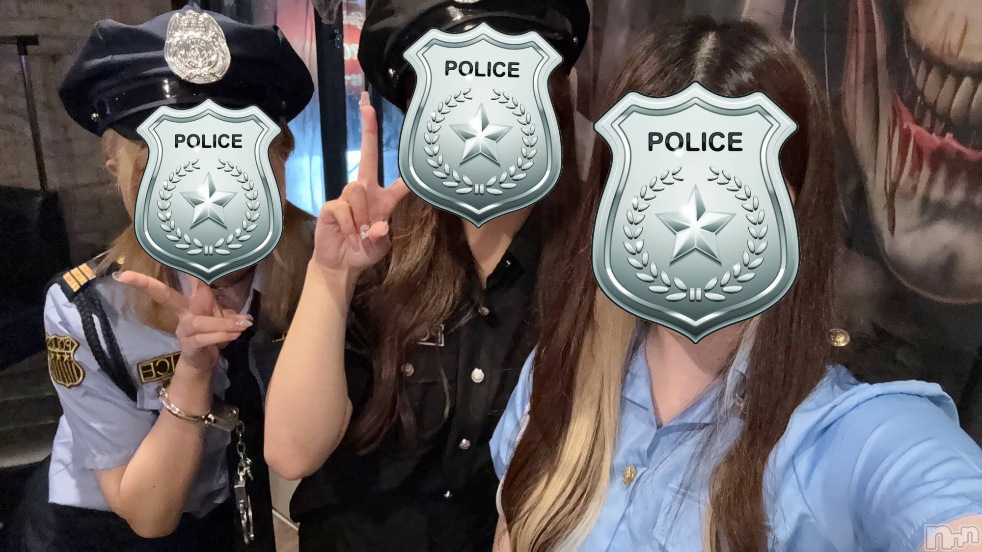 新潟駅前スナック・ガールズバーGirls Bar Bacchus新潟駅前店(バッカスエキマエテン) の2025年11月1日写メブログ「逮捕しちゃうよ??」