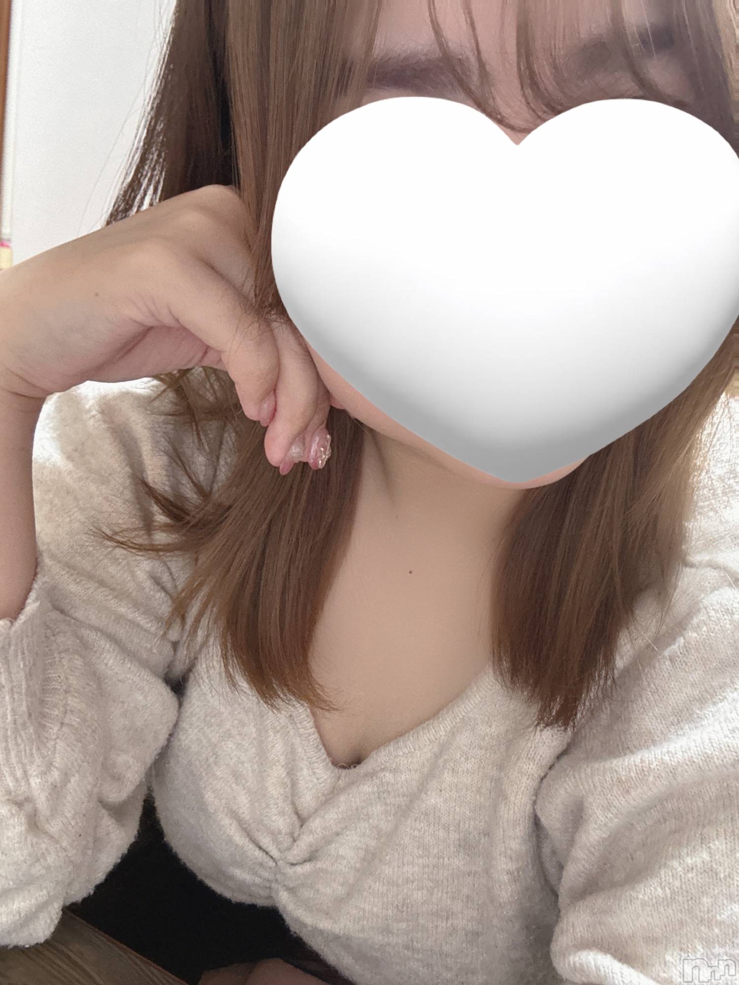 新潟デリヘル奥様特急 新潟店(オクサマトッキュウニイガタテン)さあや(24)の2026年4月7日写メブログ「出勤しますよ～♡」