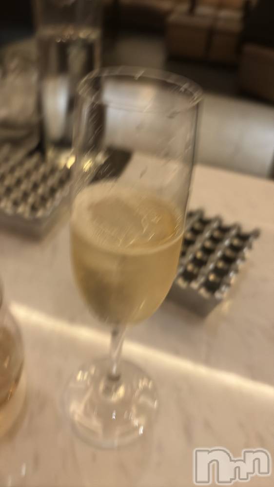 �����������Х��顦�����GRAND ROUGE(�����롼����) ��ߤ�2��14���̥�֥�����̵���ե饰�����