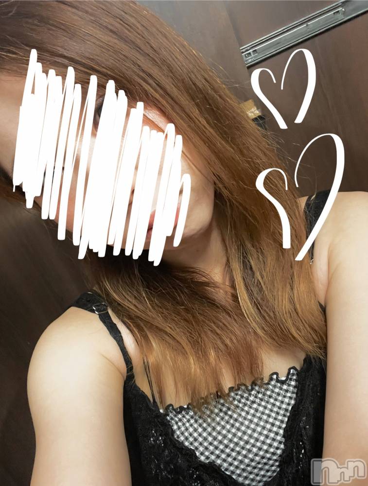 新潟デリヘル人妻楼　新潟店(ヒトヅマロウ　ニイガタテン) 笑美香(24)の9月17日写メブログ「ただいま出勤❣️」