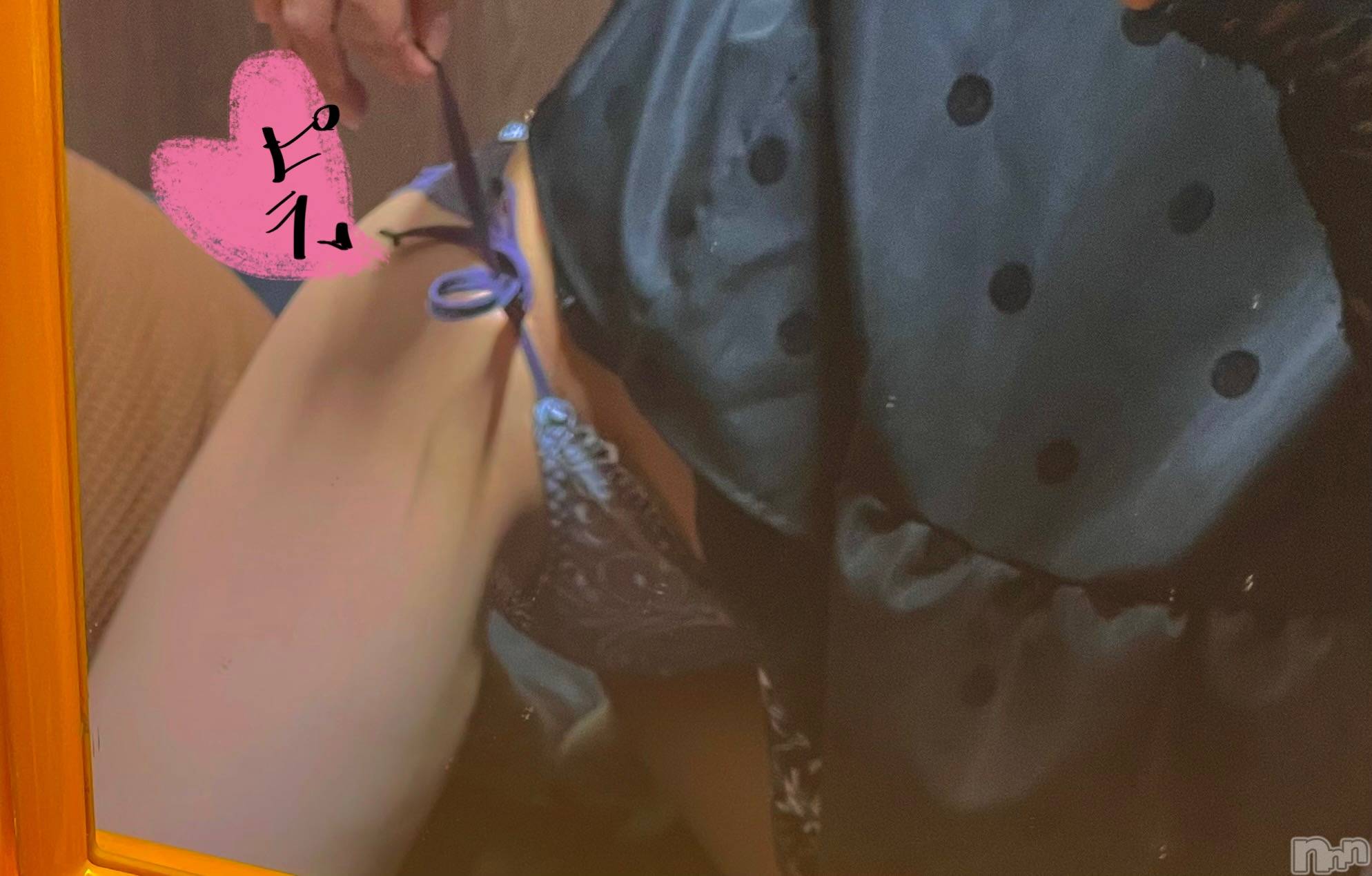 新潟人妻デリヘル人妻楼　新潟店(ヒトヅマロウ　ニイガタテン)笑美香(24)の2025年9月22日写メブログ「ただいま出勤！20時～24時まで❤︎」