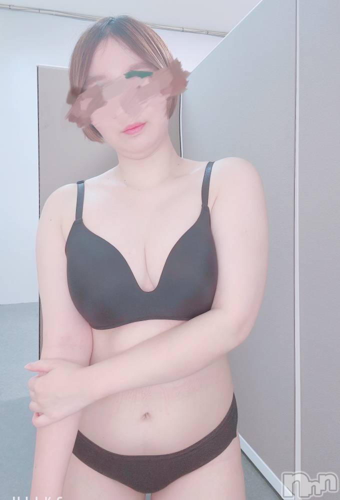 新潟デリヘル新潟出張メンズエステ Fancy -ファンシィ-(ニイガタシュッチョウメンズエステファンシィ) 新人☆えま(23)の10月6日写メブログ「全コース2000円割引！？」