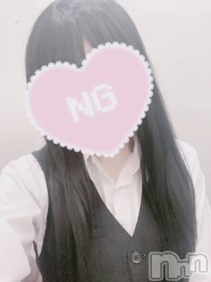 体験みなみ/ヘルス課(22) 身長152cm、スリーサイズB85(E).W54.H84。新潟デリヘル Office Amour(オフィスアムール)在籍。