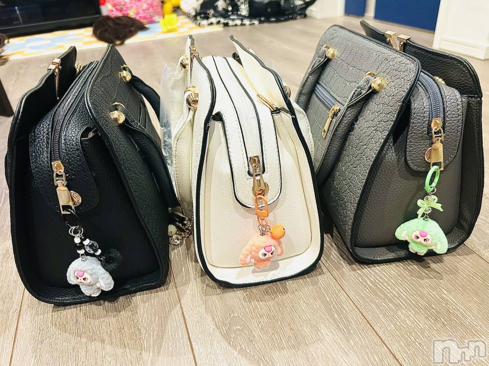 Х顦ֽϽХ Lips(奯祭Хåץ) Ϥ115̥֥🖤🧡💚