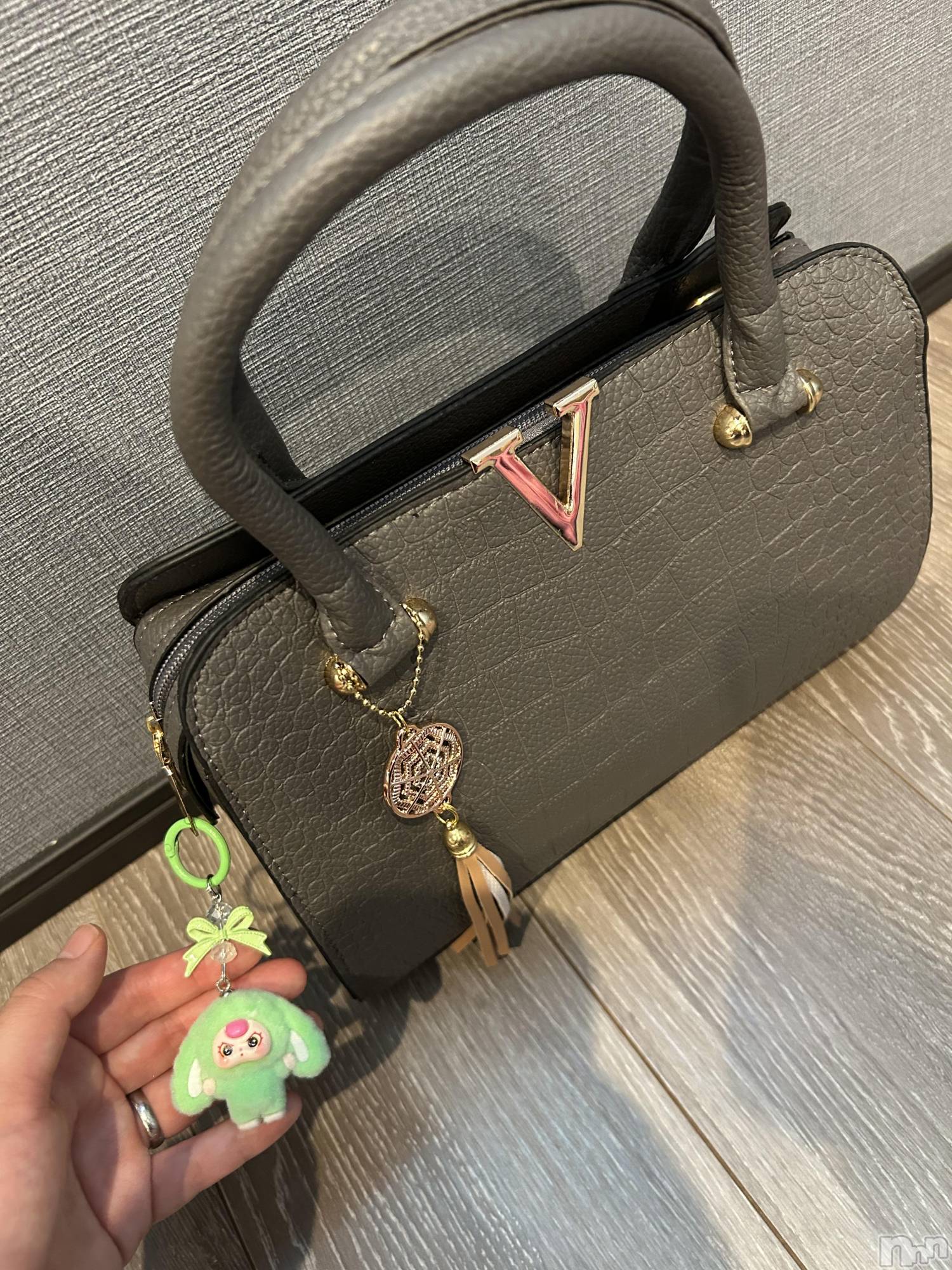 Х顦ֽϽХ Lips(奯祭Хåץ) 2025ǯ111̥֥֥Хå