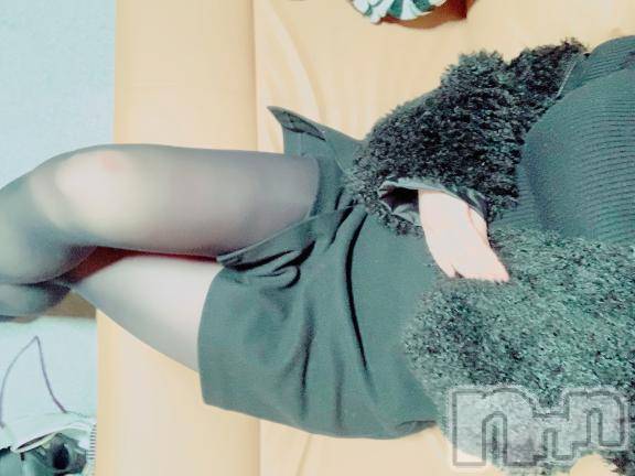 長岡デリヘル長岡市総合デリヘル COLOR～デリヘル・手コキ・密着エステ～(ナガオカシソウゴウデリヘルカラー)新人りおな(23)の2025年12月21日写メブログ「𝙶𝚘𝚘𝚍 𝙽𝚒𝚐𝚑𝚝 𓈒𓂂𓏸9時32分のお知らせ- ̗̀📣」