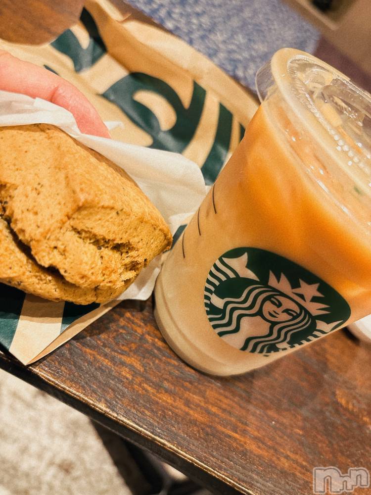 新潟デリヘル人妻楼　新潟店(ヒトヅマロウ　ニイガタテン) 白雪(38)の11月23日写メブログ「うれぴーまん」