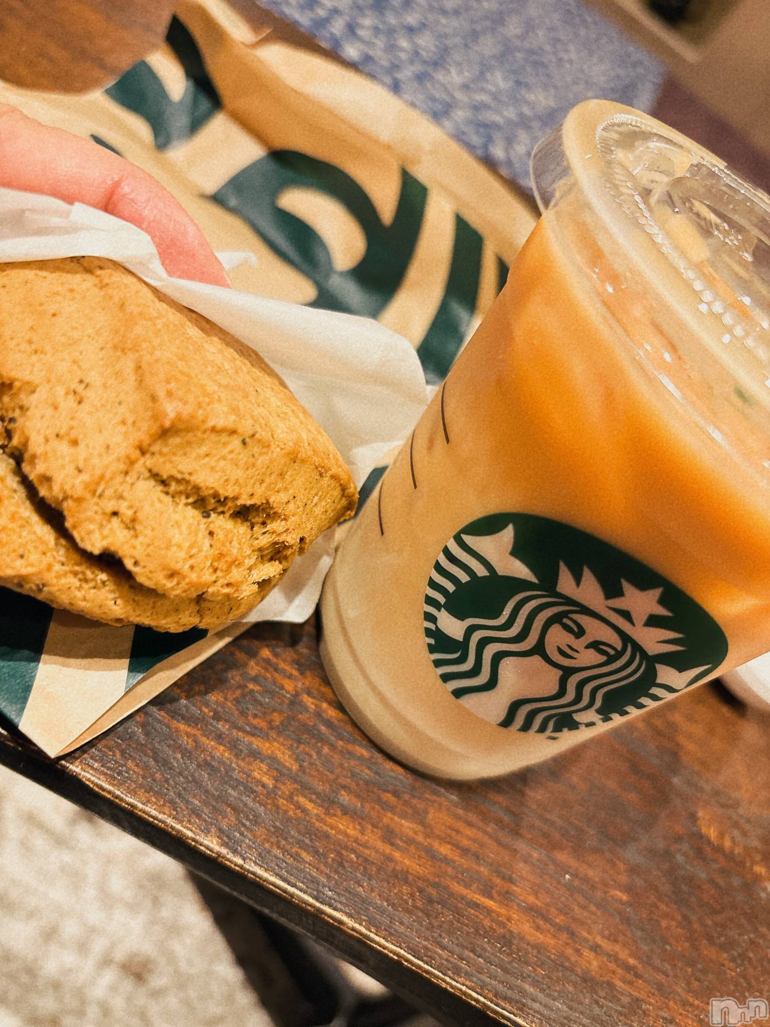 新潟デリヘル人妻楼　新潟店(ヒトヅマロウ　ニイガタテン)白雪(38)の2025年11月23日写メブログ「うれぴーまん」