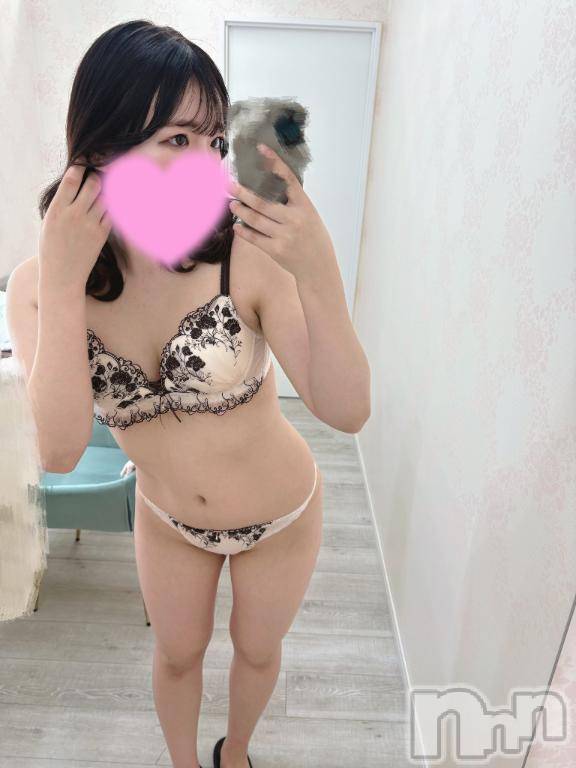 新潟ソープ新潟バニーコレクション(ニイガタバニーコレクション) テン(24)の4月4日写メブログ「脱がせる前に...」