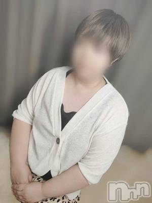 ひろか(40) 身長160cm、スリーサイズB95(E).W88.H100。松本発ぽっちゃり ちゃんこ長野　塩尻北IC店(チャンコナガノ　シオジリキタインターチェンジテン)在籍。