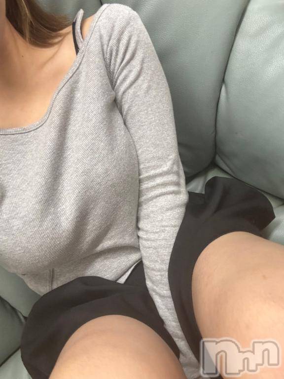 新潟デリヘル奥様特急 新潟店(オクサマトッキュウニイガタテン) あるみ(21)の9月21日写メブログ「フリフリスカート( ¨̮ )ﾉﾞ」