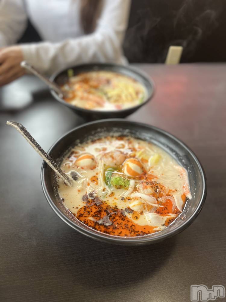 �����������Х��顦�����GRAND ROUGE(�����롼����) �ʥ���3��19���̥�֥����֤��٤�����