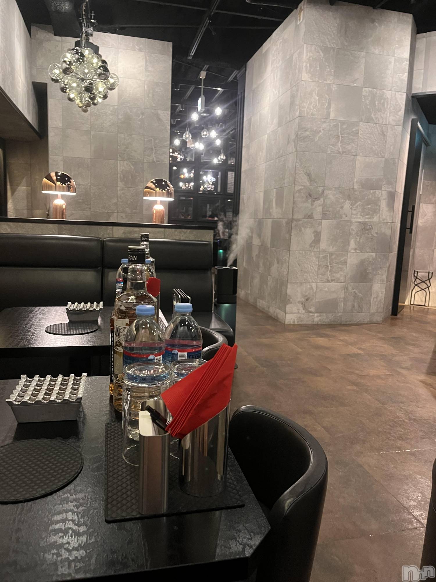 �����������Х��顦�����GRAND ROUGE(�����롼����) ��2026ǯ1��16���̥�֥����֤��졢����