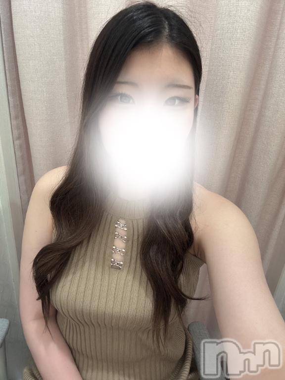 新潟デリヘル奥様特急 新潟店(オクサマトッキュウニイガタテン)りん(20)の2025年12月13日写メブログ「お兄さんとの素敵な思い出📙」