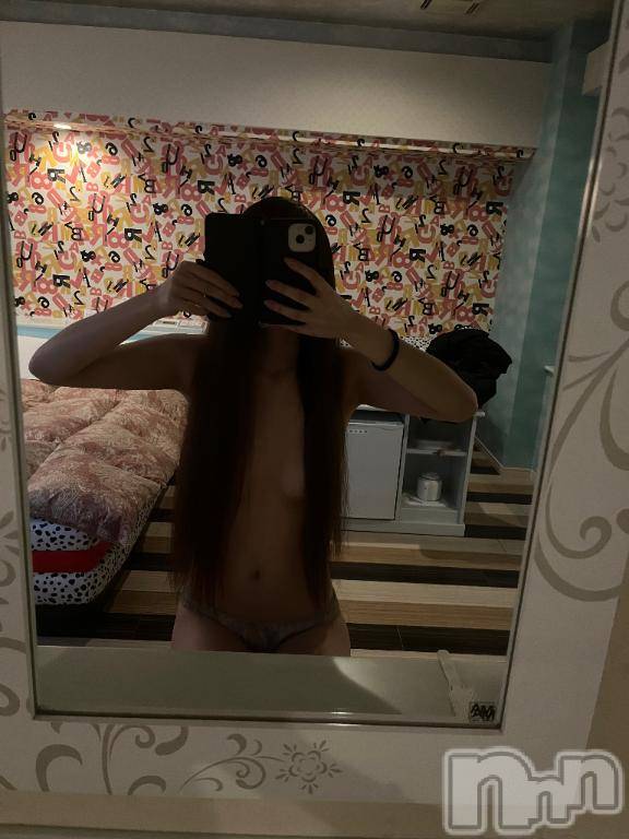 新潟デリヘル奥様特急 新潟店(オクサマトッキュウニイガタテン)あいか(24)の2025年12月5日写メブログ「えちえち写メ♡」