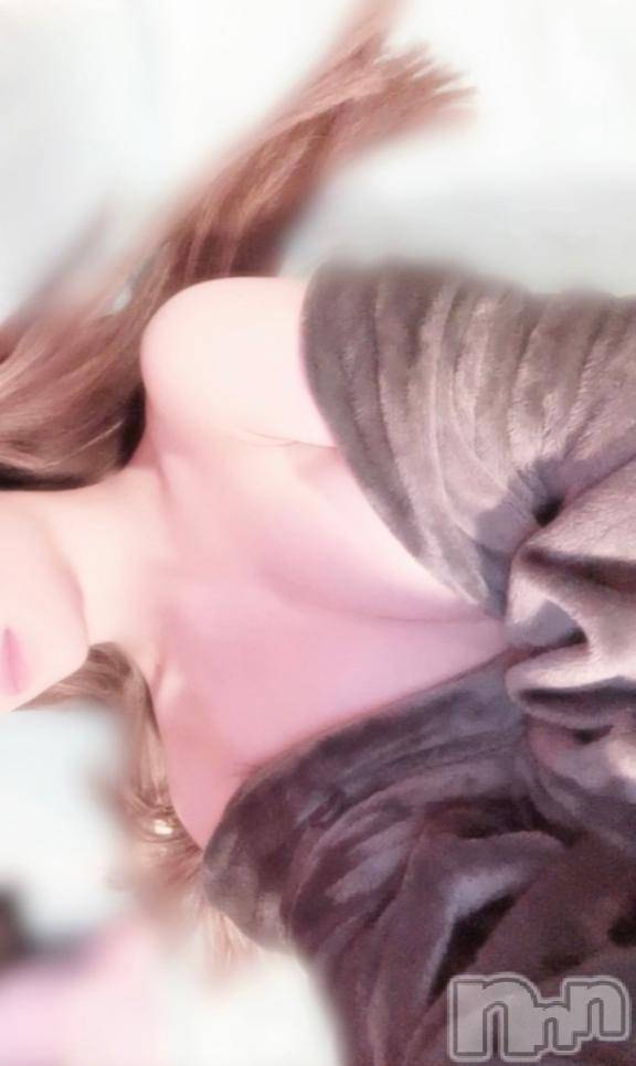 新潟ソープ新潟バニーコレクション(ニイガタバニーコレクション) オボロ(22)の3月18日写メブログ「崩れる顔、みせて。」