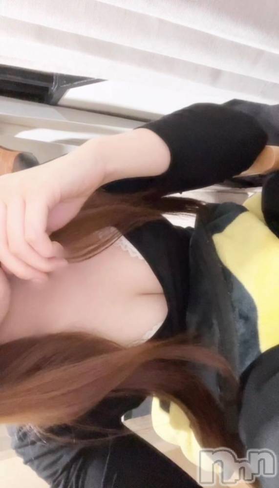 新潟ソープ新潟バニーコレクション(ニイガタバニーコレクション) オボロ(22)の4月15日写メブログ「可愛い顔、たくさんみせて♡」