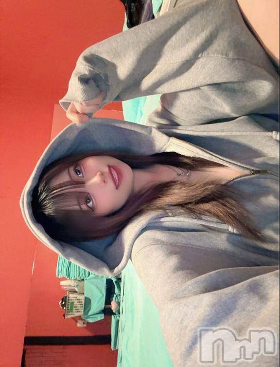 新潟ソープ新潟バニーコレクション(ニイガタバニーコレクション)オボロ(22)の2025年12月9日写メブログ「ムラムラする…♡」