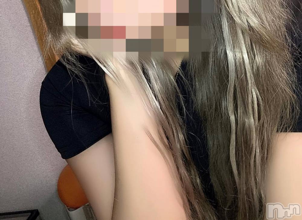上越デリヘルらぶらぶ　地域密着!!地元新潟女性と会える店(ラブラブ) 【初出勤】ねおん(25)の10月18日写メブログ「初出勤」