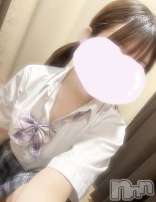 体験みにちゃん(19) 身長159cm、スリーサイズB88(E).W55.H83。新潟手コキ sleepy girl(スリーピーガール)在籍。