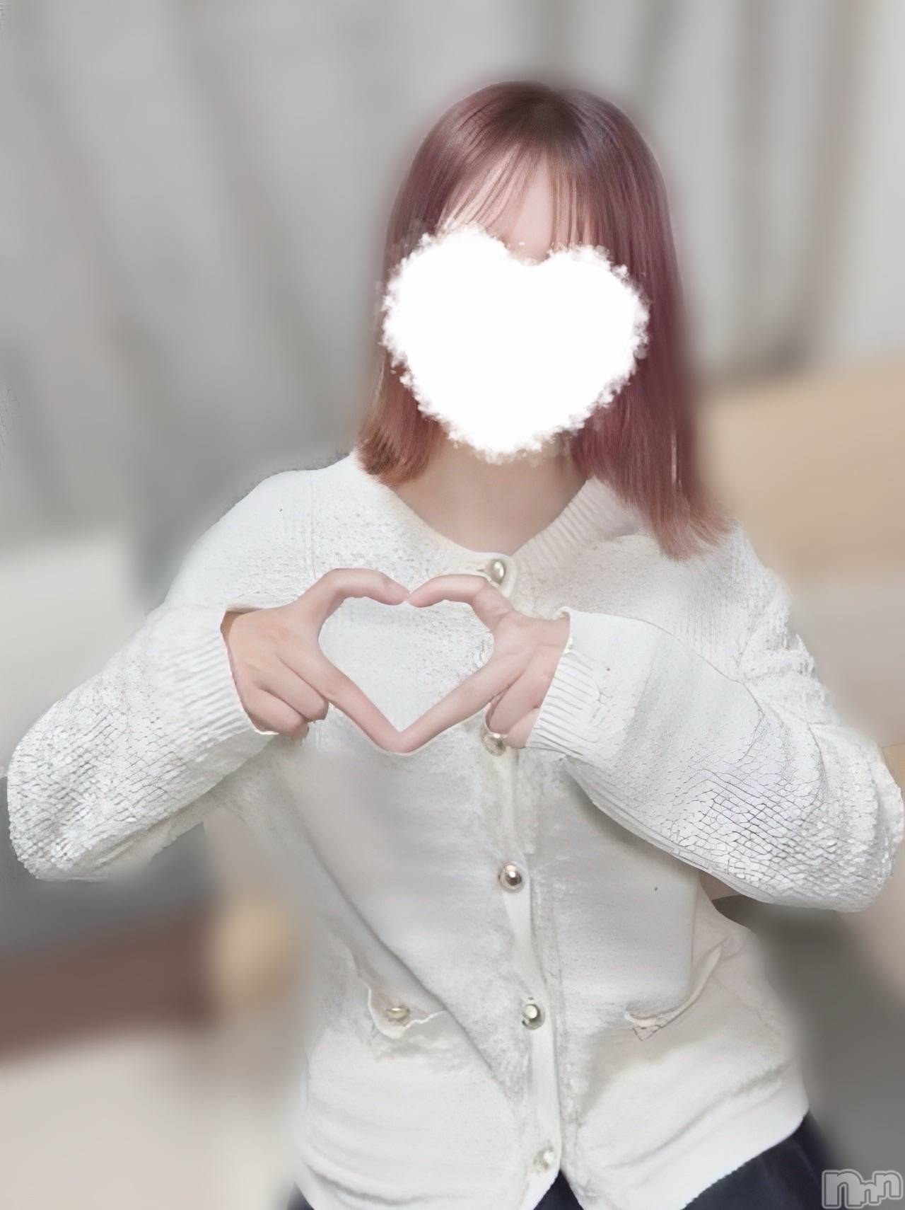 ひなみ【新人】未経験純粋M娘