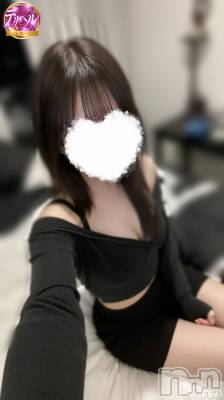 ひなみ(20) 身長158cm、スリーサイズB84(D).W57.H85。新潟デリヘル La Muse(ラミューズ)在籍。