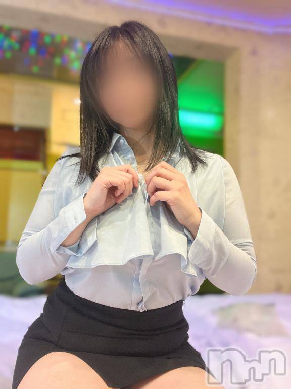 新潟デリヘルGRACE　新潟(グレース　ニイガタ)【新人】吉乃（よしの）(35)の2025年10月21日写メブログ「ふわりと感じる秋」