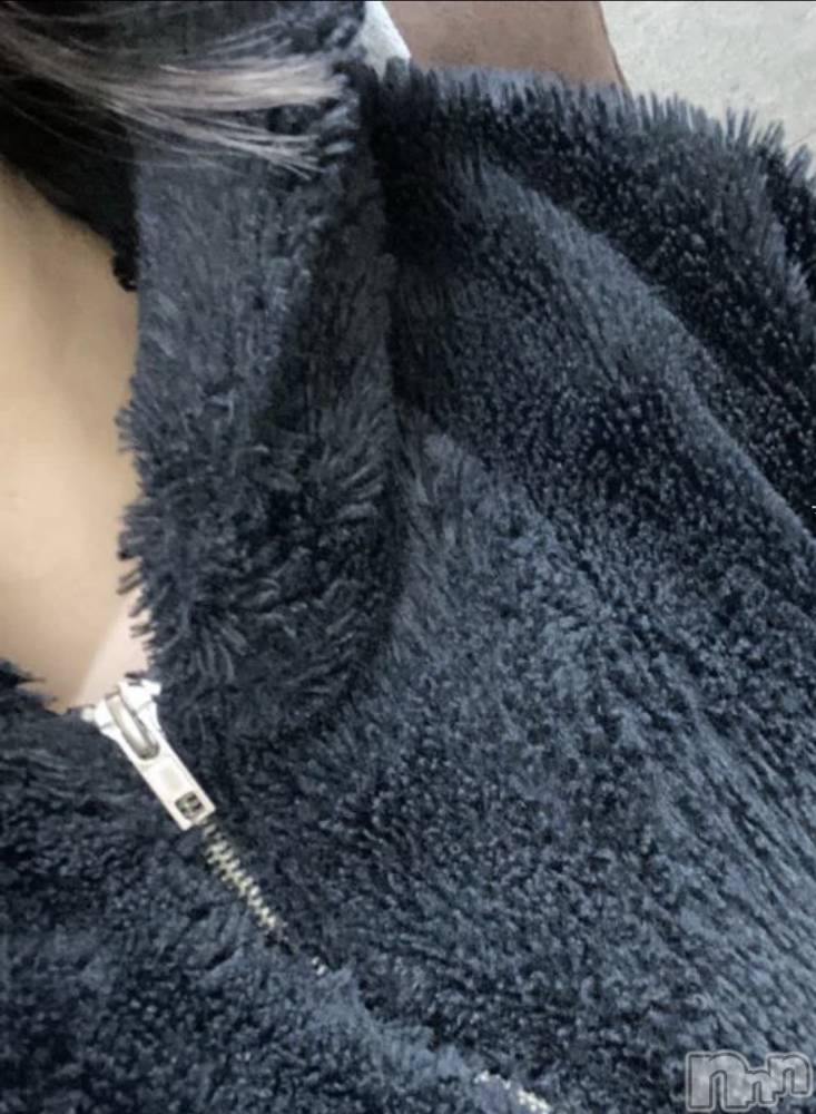 長岡デリヘル純・無垢(ジュンムク) ひなみ(19)の3月30日写メブログ「出勤♡」