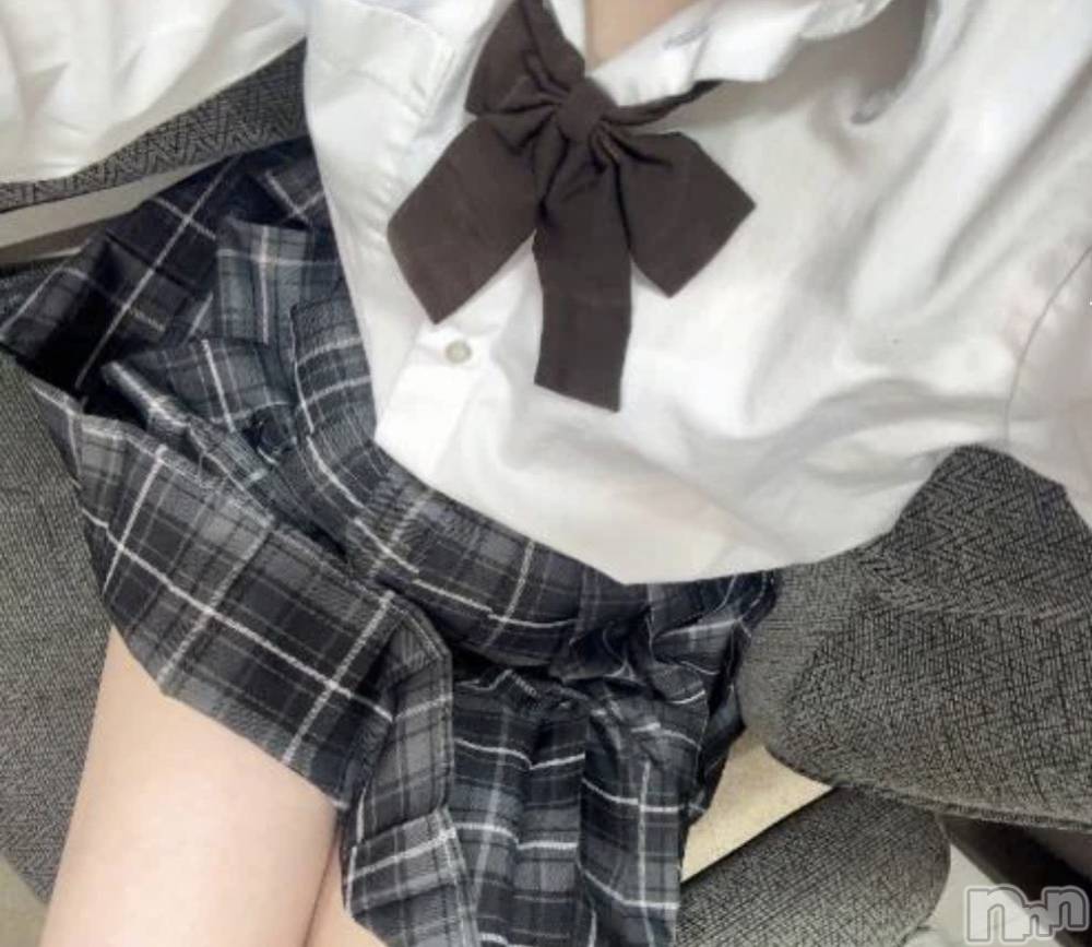 長岡デリヘル純・無垢(ジュンムク) ひなみ(19)の4月9日写メブログ「 しゅ🤍」