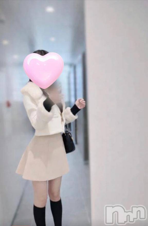 長岡デリヘル純・無垢(ジュンムク) ひなみ(19)の3月31日写メブログ「出勤します♡」