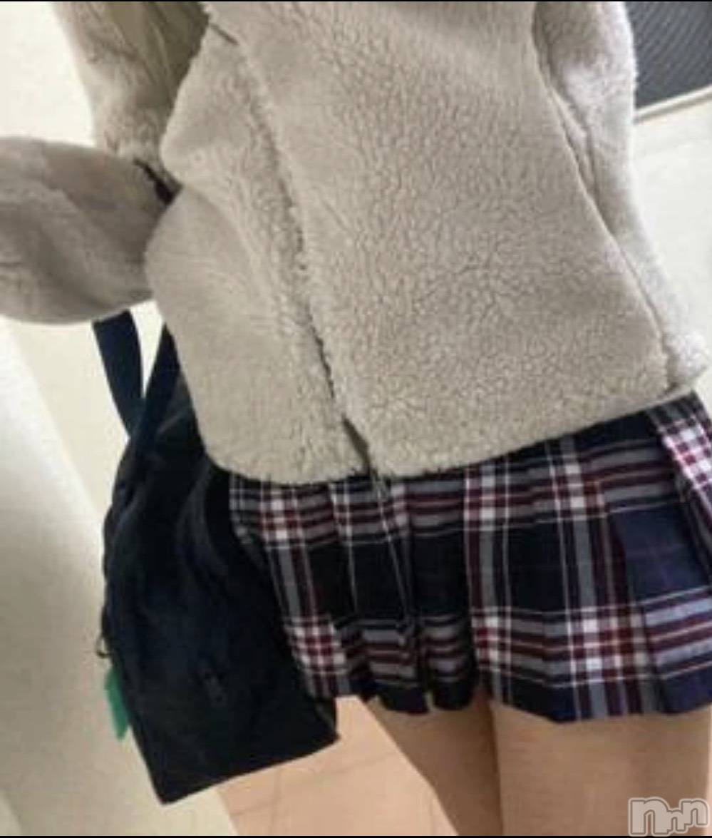 長岡デリヘル純・無垢(ジュンムク)ひなみ(19)の2026年3月11日写メブログ「沢山いじめてね❓❤️」