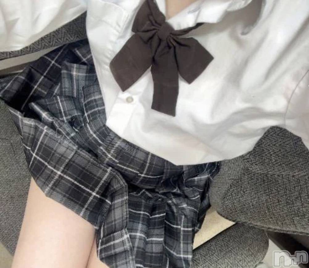 長岡デリヘル純・無垢(ジュンムク)ひなみ(19)の2026年4月9日写メブログ「 しゅ🤍」